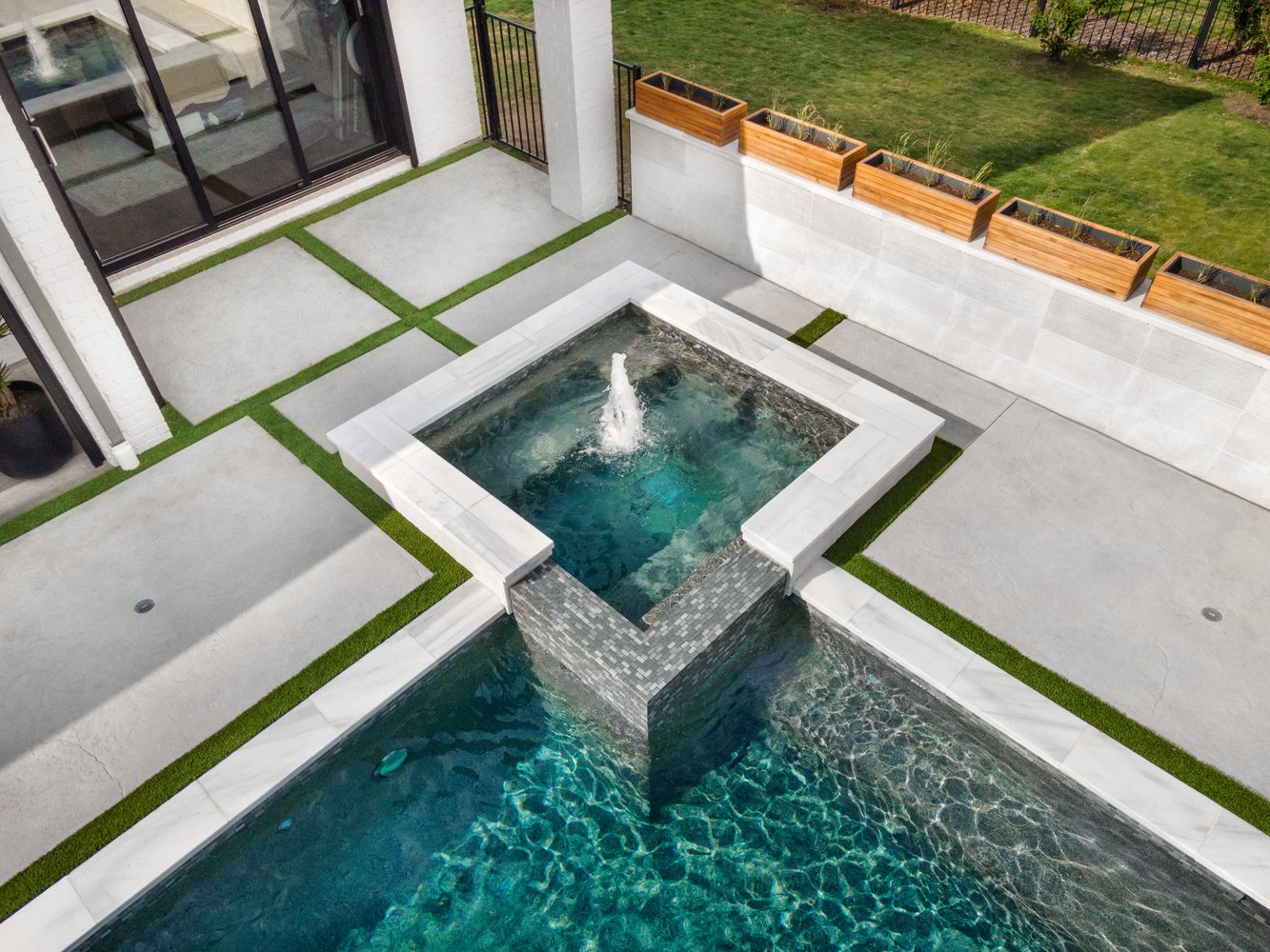 Pools & Spas